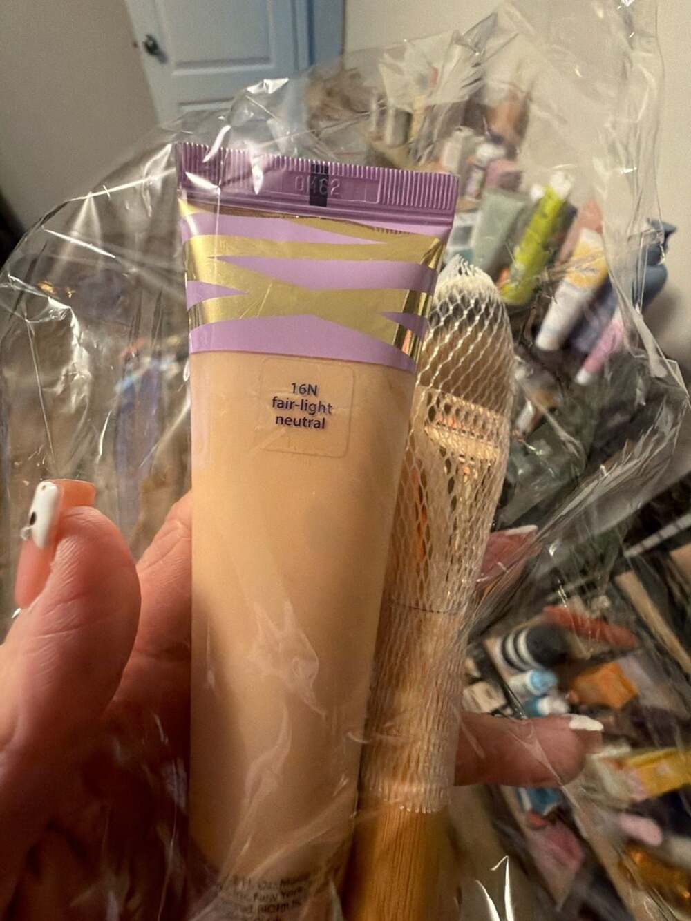 Tarte Face Tape Foundation and Bamboo Foundation Brush Set - Picture 2 of 2
